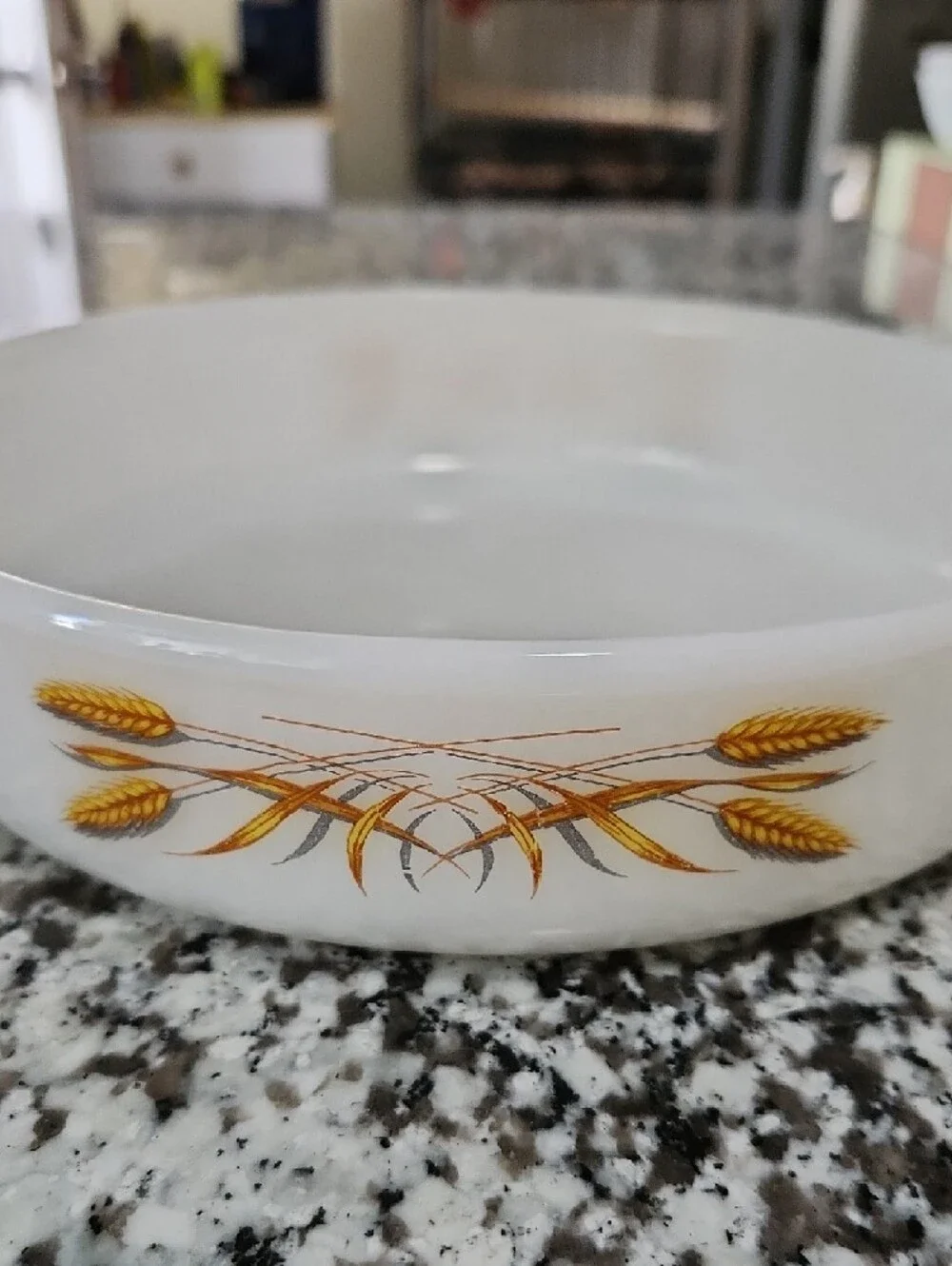 Vintage 1960s Fire-King Golden Wheat Pattern Milk Glass Casserole Dish 8" - Picture 11 of 13